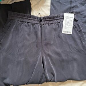 Lululemon softstream high rise pants women’s 14 short